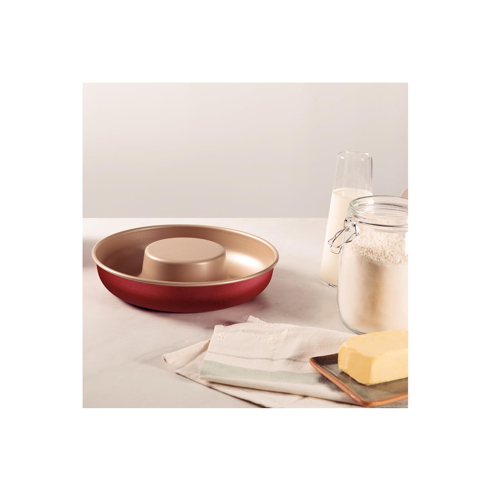 Tramontina BRASIL Backform Frankfurter Kranz, ø 24 cm, antihaftbeschichtet, gleichmäßige Bräunung, Kranzform