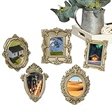 Charme de l'Art Classique : Leur bordure dorée et leurs détails sculptés main confèrent à ces cadres vintage miniatures un caractère décoratif accentué pour le bureau. Ils intègrent harmonieusement un style esthétique rétro dans la maison ou le bureau pour une ambiance sophistiquée et raffinée.
