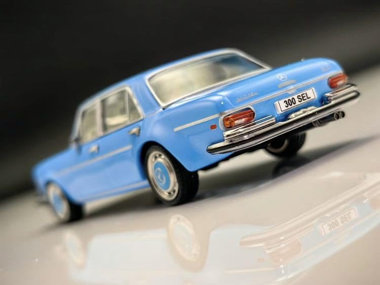 Amazon | 1/64 Liberty64 Benz 300SEL W109 ベンツ 水色 | ミニカー