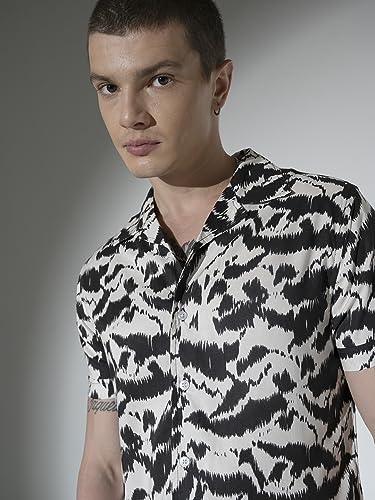 Image of Hubberholme Men's Rayon Relaxed Fit Printed Half Sleeve Resort Shirt