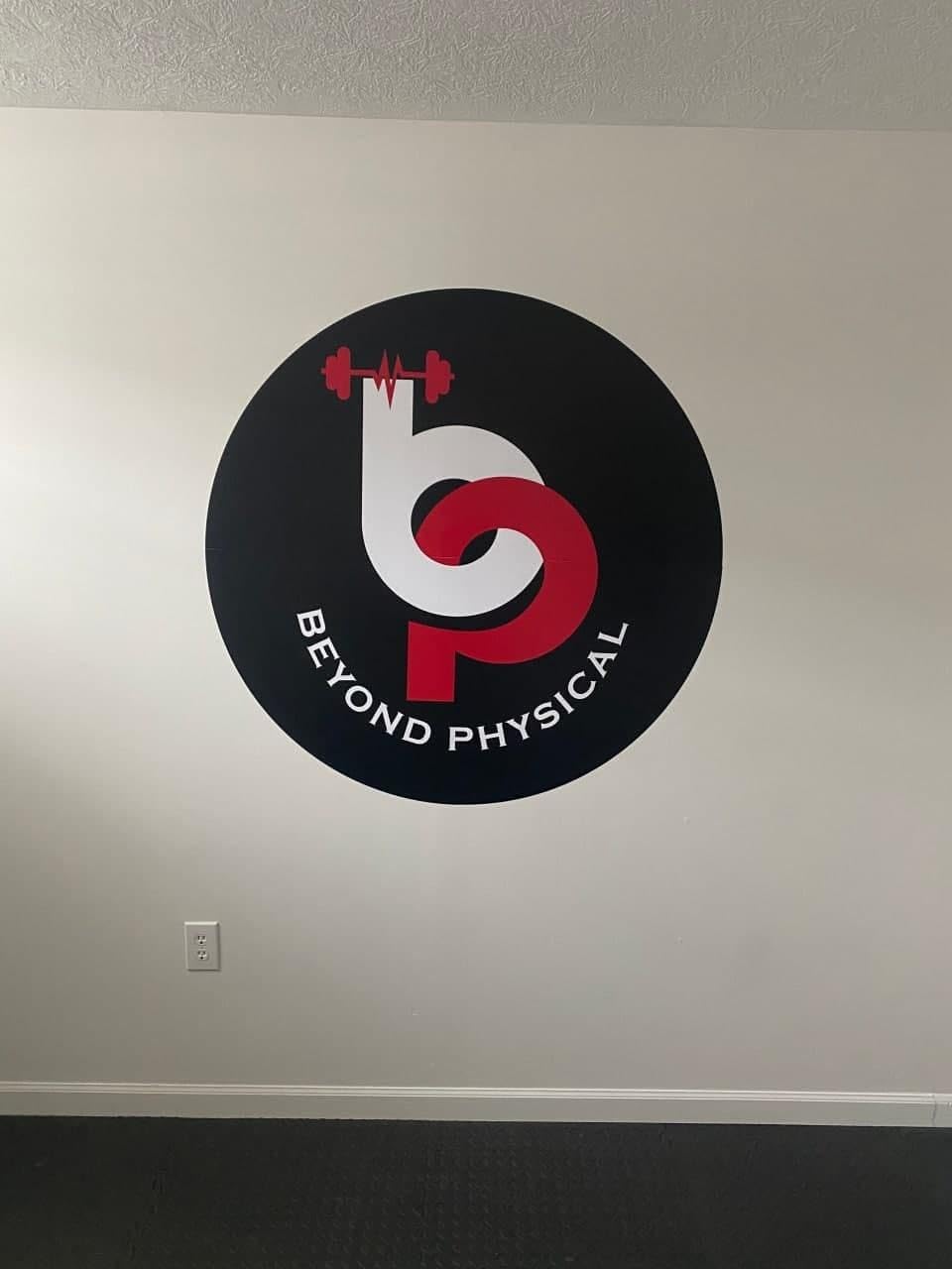 Adhesivo de pared de vinilo con logotipo de empresa: personaliza tu propio diseño de calcomanía de 79 x 79 pulgadas