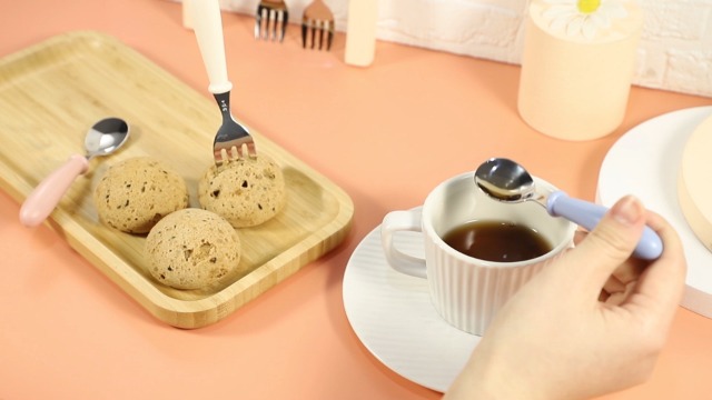 Posate Bambini In Acciaio Inox - Set 8 Pezzi, Forchette E Cucchiai Colorati - Foto 7