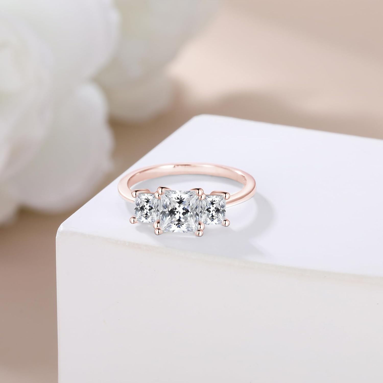 1.8 Carat (ctw) 3 Stone Princess Cut Moissanite Engagement Rings, 3 Stone Moissanite Wedding Engagement Ring for Women Anniversary, Three Stone Princess Cut Wedding Engagement Ring, Customizable 10K Gold/14K Gold/18K Gold/925 Sterling Silver