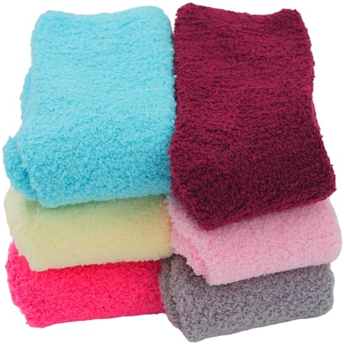 Image of ToBeInStyle Women's Pack of 6 Assorted Style Winter Socks