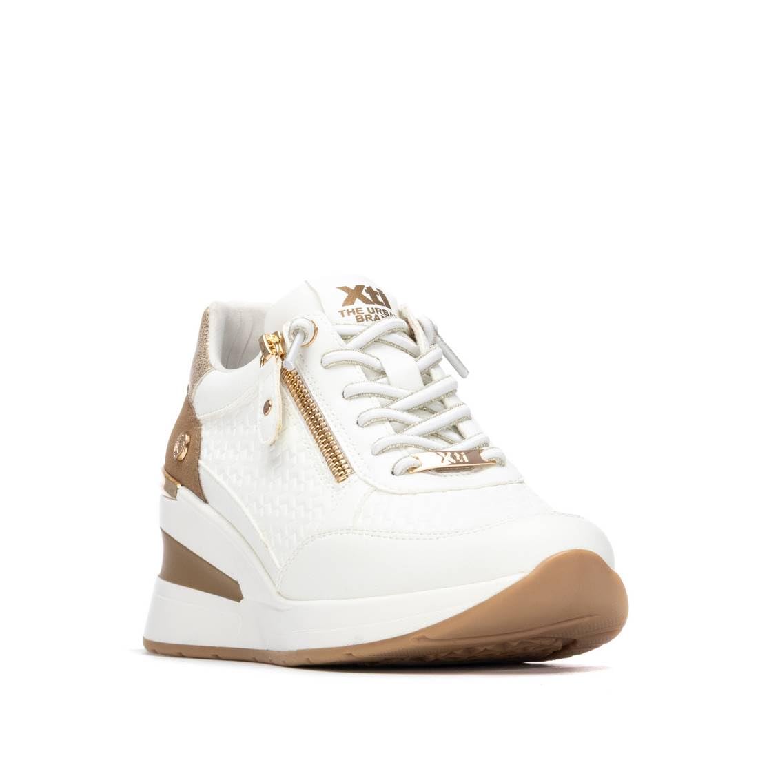 XTI - Sneakers Kobiety - Wygodne i wszechstronne obuwie – moda casualowa