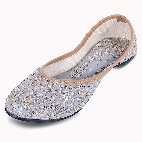 Image of DFR Women's Embroidered Phulkari Punjabi Mojaris Juti Jutti Shoe