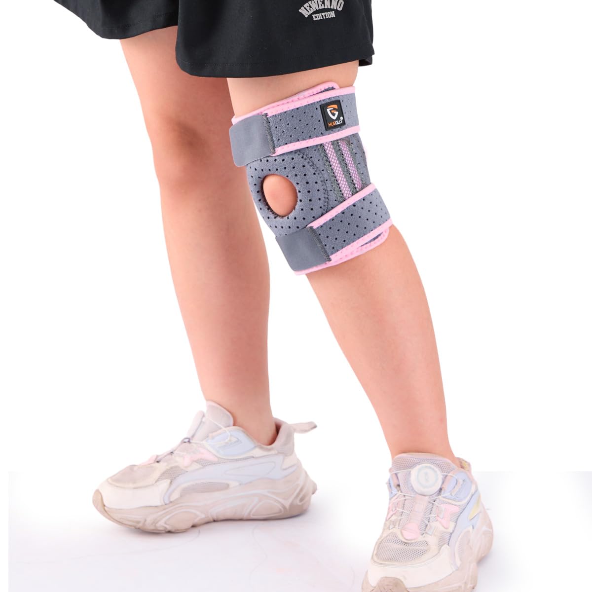 HUEGLO Kids Knee Brace Osgood Schlatter Youth for Knee Pain,Adjustable Compression Knee Support with Side Stabilizers for Sports,Arthritis,Patella,