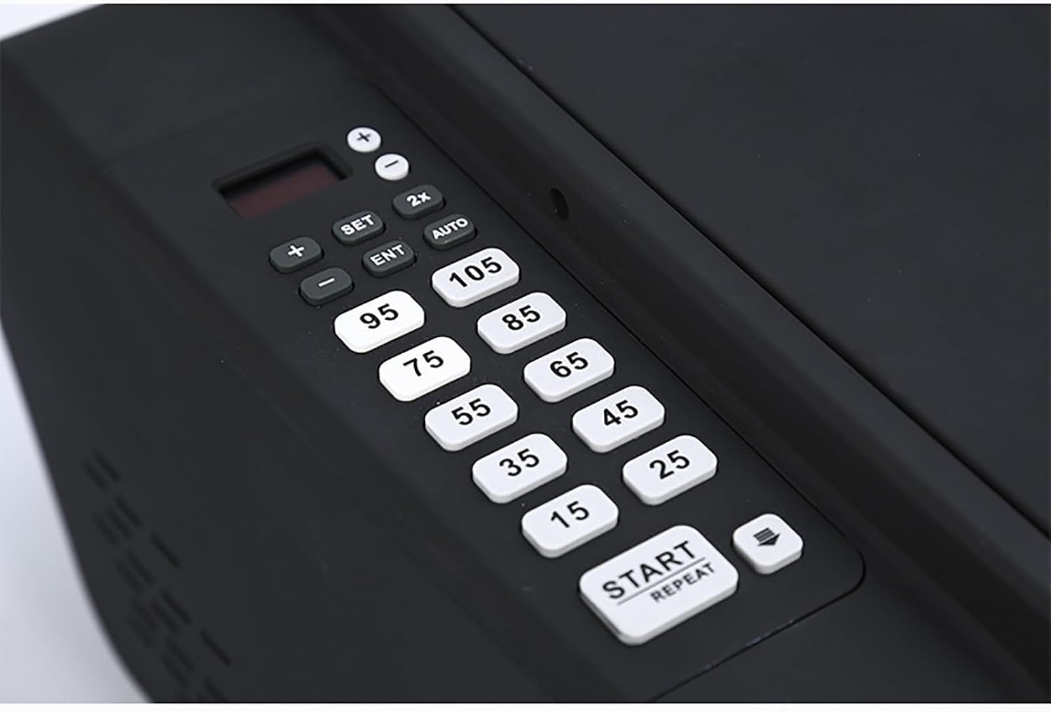 Dispenser automatico di nastro adesivo kraft gommato con tubo flessibile regolabile e modalità multiple per imballaggi e scatole regalo.