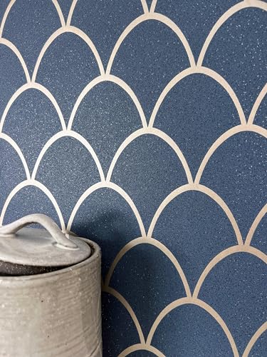 Newroom Tapete Blau Vliestapete Fischschuppen - Mustertapete Modern Dunkelblau Gold Glanz Glitzer Retro Grafisch Glanztapete Metallic inkl. Tapezier-Ratgeber