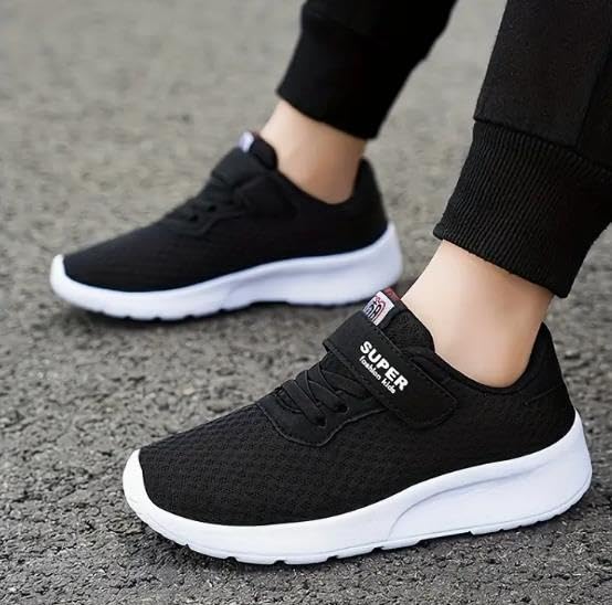 Kids/Boys Lightweight and Breathable Shoes Antiskid Tennis Sneakers Lightweight Outdoor Casual Kids Child Shoes Walking Running Shoes2