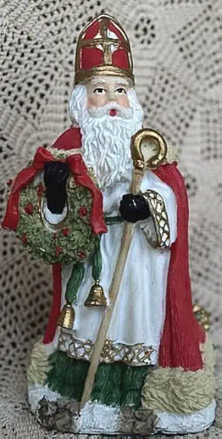 1995 St. Nicholas Austria Figurine - International Santa Claus Collection
