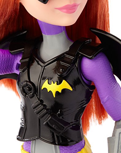 Muñeca DC Super Hero Girls Batgirl con equipo de misión miniatura 3