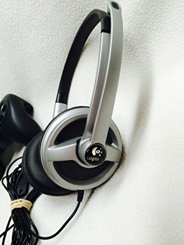 D & H Distributing Co PC Headset with Microphone