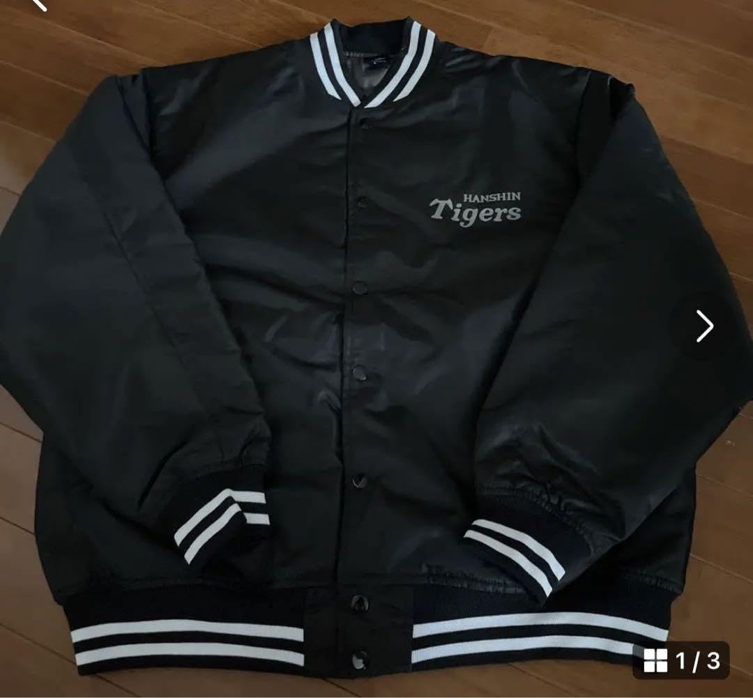 Amazon.co.jp: 阪神タイガース ジャンパー : スポーツ＆アウトドア 