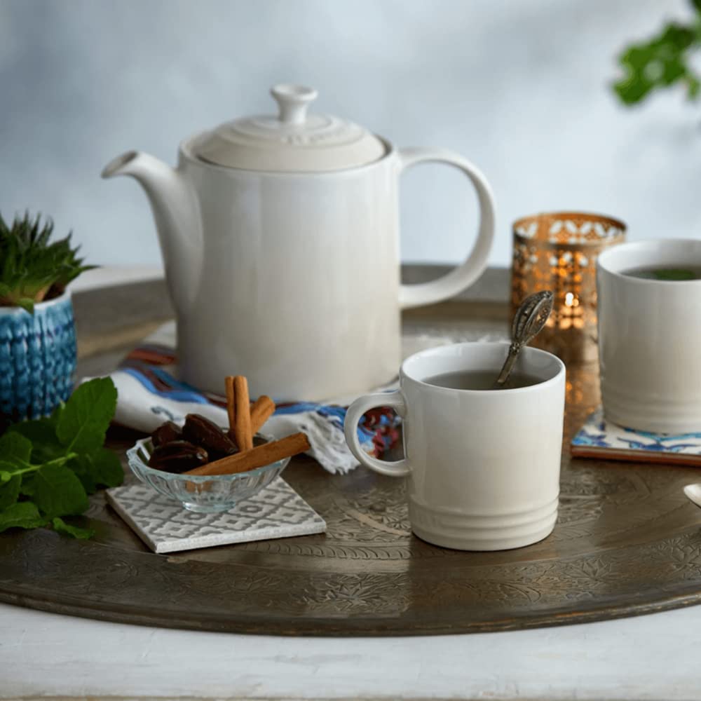 Le Creuset Teiera alta in Gres Vetrificato, 1.3 litri, per 4 Tazze, Meringue, 80703137160003