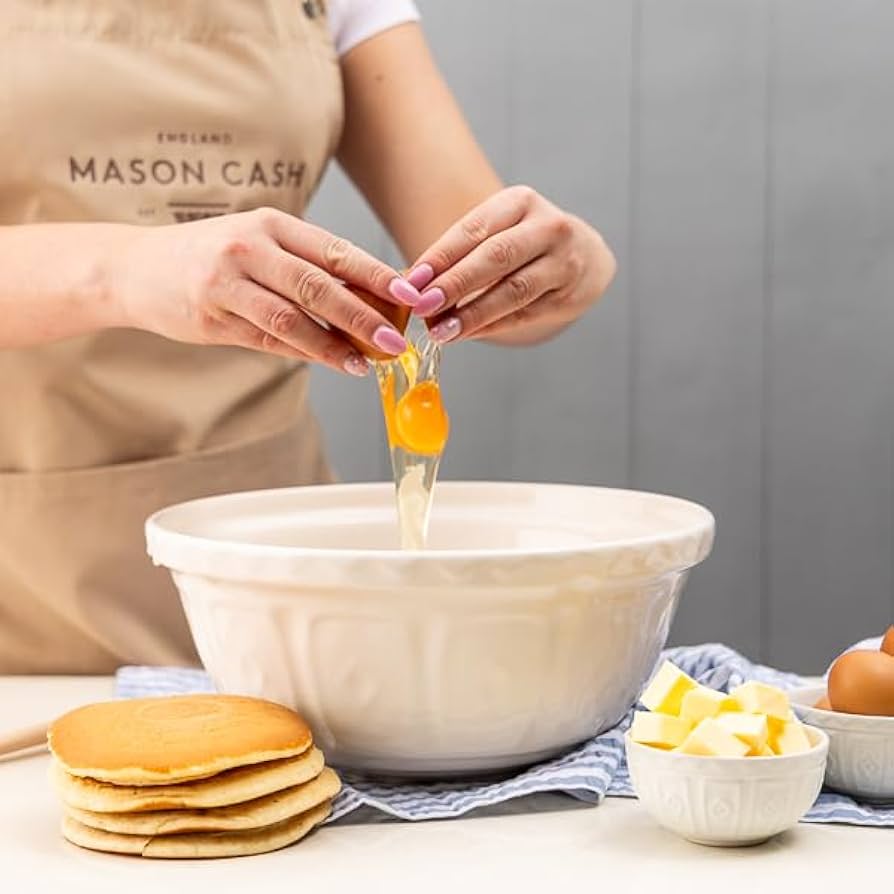 Amazon.com: Mason Cash | Color Mix S12 Cream Mixing Bowl - 4.25