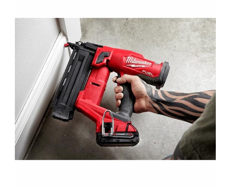 Milwaukee M18 Fuel 18-Gauge Brad Nailer