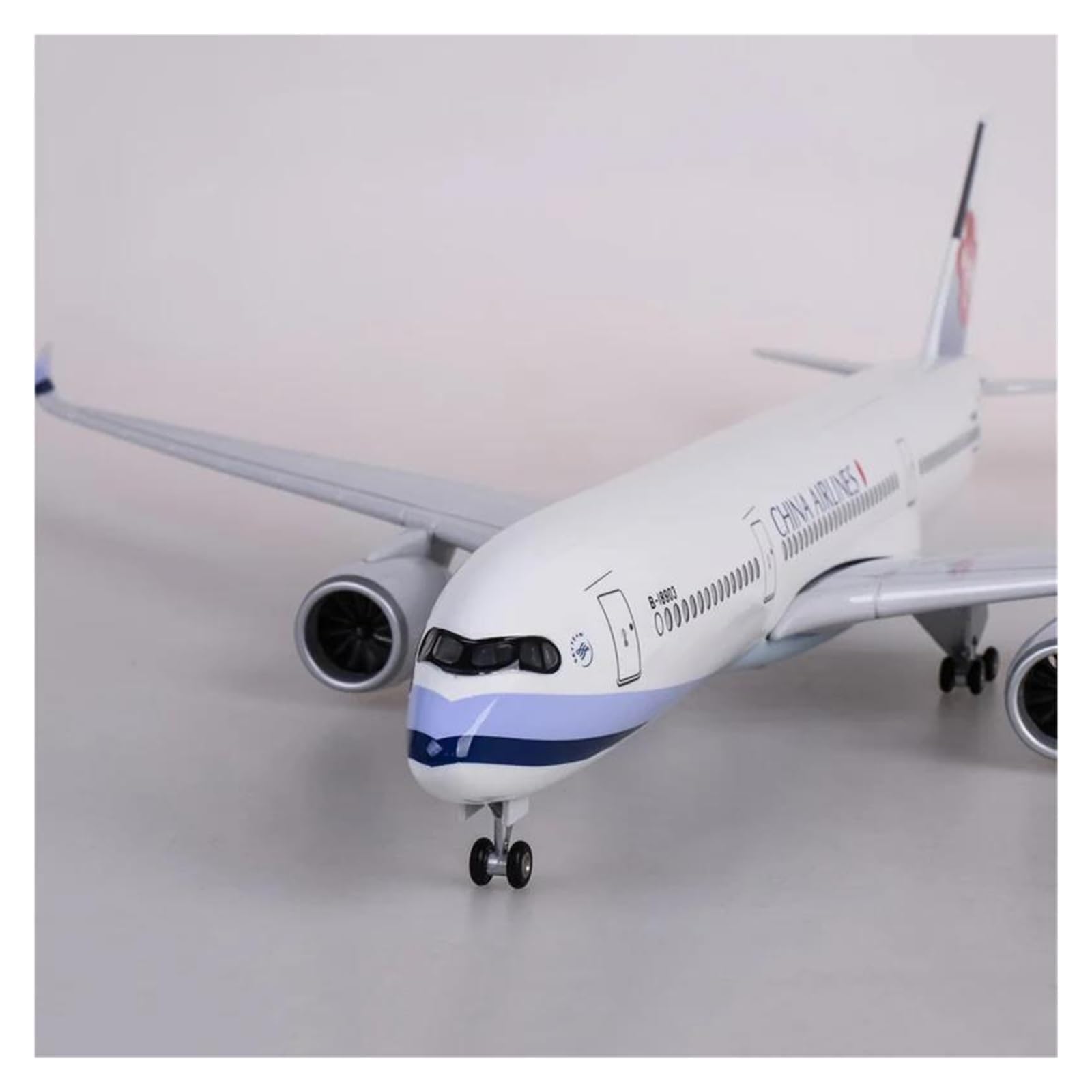 Amazon.co.jp: 1/142 アジア向け 飛行機 エアバス A350 軽量 樹脂製