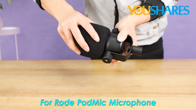 Filtro Pop E Antifurto Per Rode PodMic – Copertura In Schiuma E Pelliccia Per Registrazioni Interne Ed Esterne
