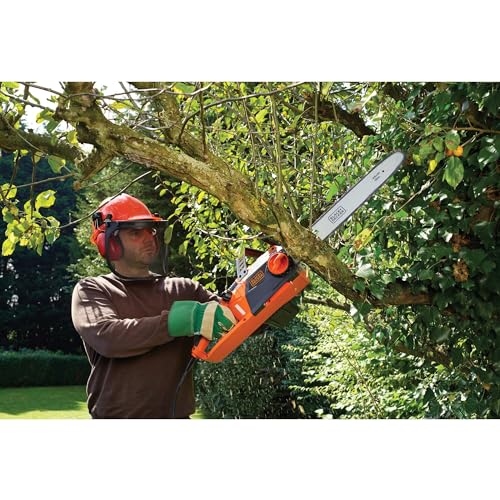 Black+Decker 2200W Corded Chainsaw, 45 cm - Image 3