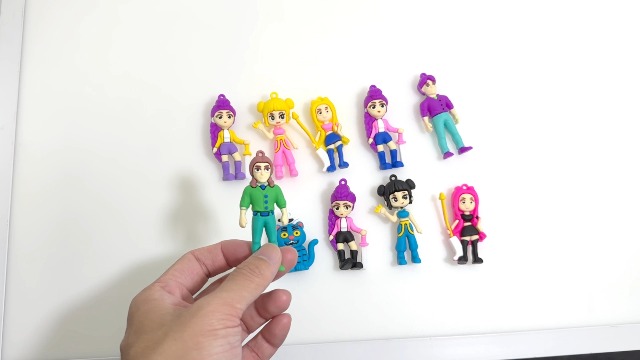 Demon Hunters Fun Dolls, Decorative Ornaments Demon Hunter Figurine