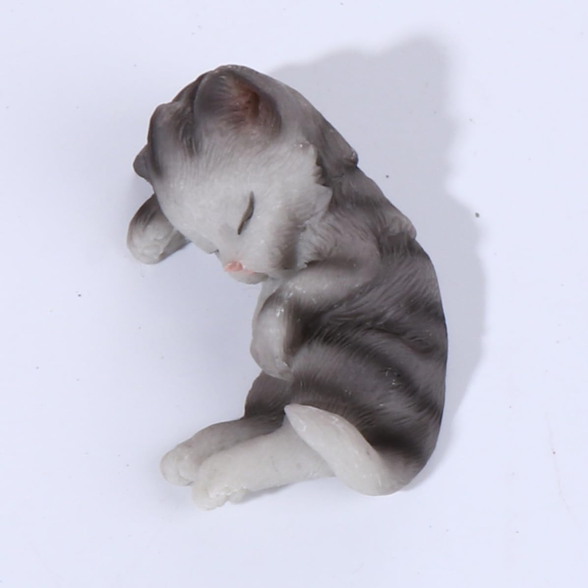 Resin Decorative Creative Removable Kitten Magnet Refrigerator for Home image 3