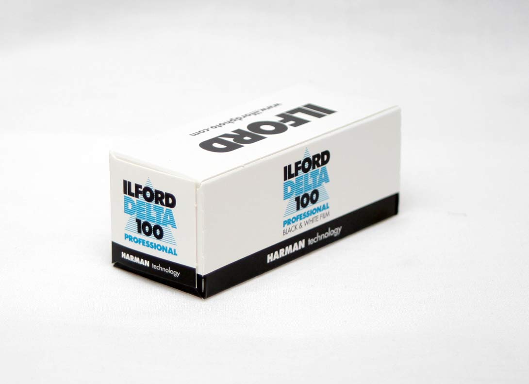 Ilford Delta 100 - Confezione da 3 pellicole in bianco e nero 120