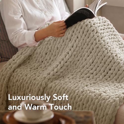 Image of L'AGRATY Chunky Knit Throw Blanket for Couch, 50 x 70 Inches, Light Linen