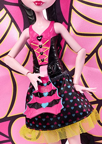 Monster High Ghoul To Bat Draculaura Transformation Doll #TOP7