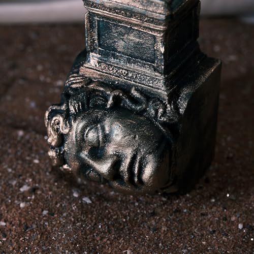 Handcrafted-Medusa-Candle-Set-Greek-Mythology-Inspired-Home-Decor-3-Piece-Candle-Collection-with-Ancient-Medusa-Head-Sculptures-Perfect-for-Living-Room