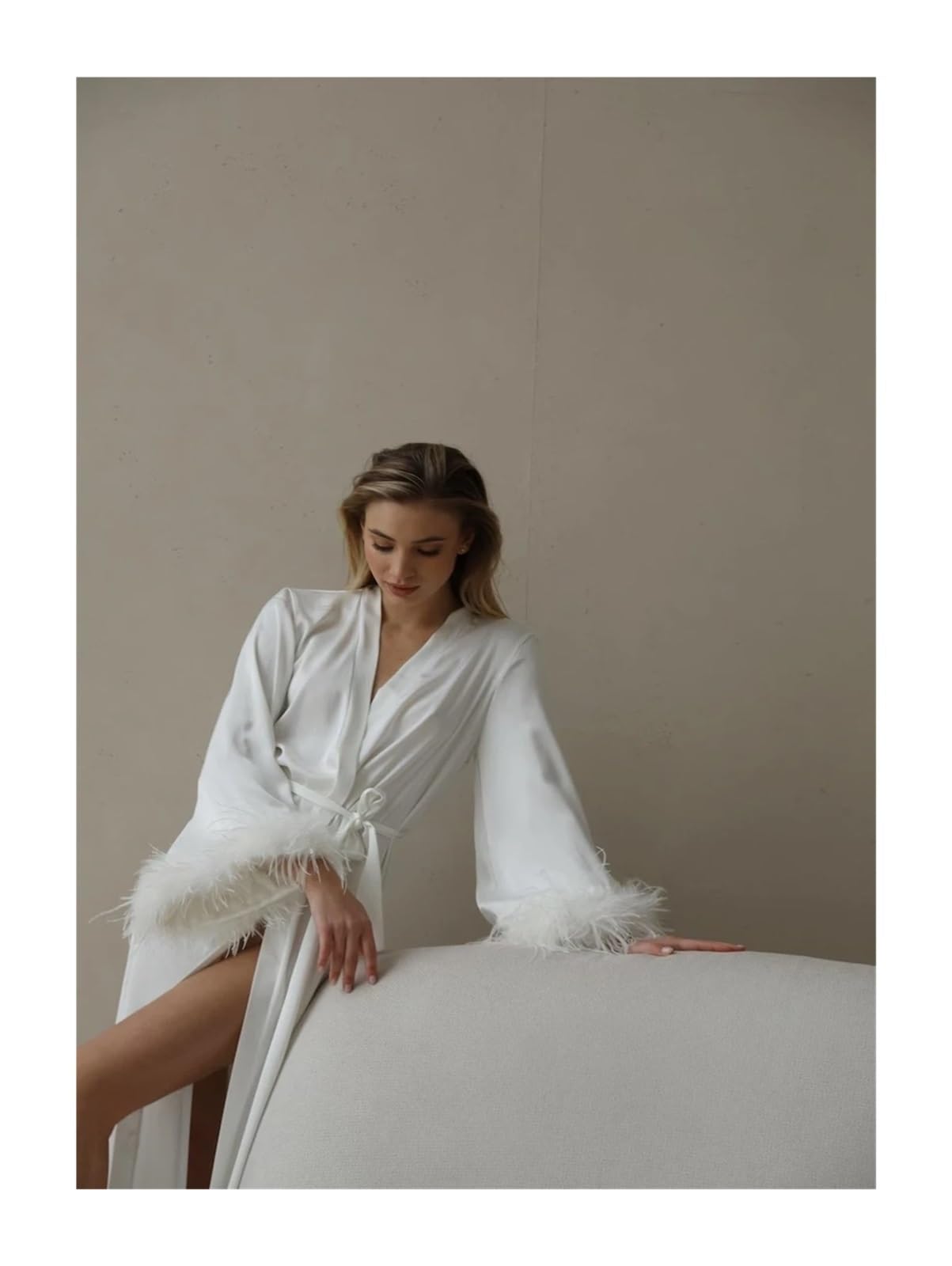 Peignoir Satin Femme Robe de mariée avec Manches en Plumes, Longue Robe Satin Soie Blanche for Les Tenues du Matin Jour Mariage, Chambre à