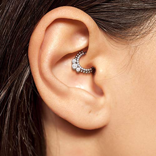 Piercing oreille hélix titane avec créole stylisée et 3 zircons