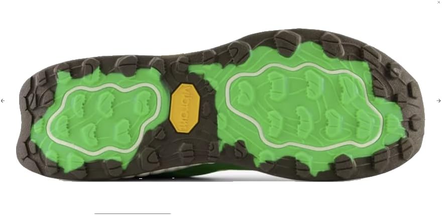 New Balance Men's Accelerate 5 Inch Short 22