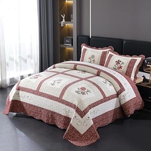 vctops Christmas Red 3 Piece Embroidered Floral Quilted Bedspread Quilt Set 100% Cotton Reversible Patchwork Coverlet Set 1 Quilt and 2 Pillow Shams (Red,Queen) vctops Christmas Red 3 Piece Embroidered Floral Quilted Bedspread Quilt Set 100 Cotton Reversible Patchwork Coverlet Set 1 Quilt and 2 Pillow Shams RedQueen