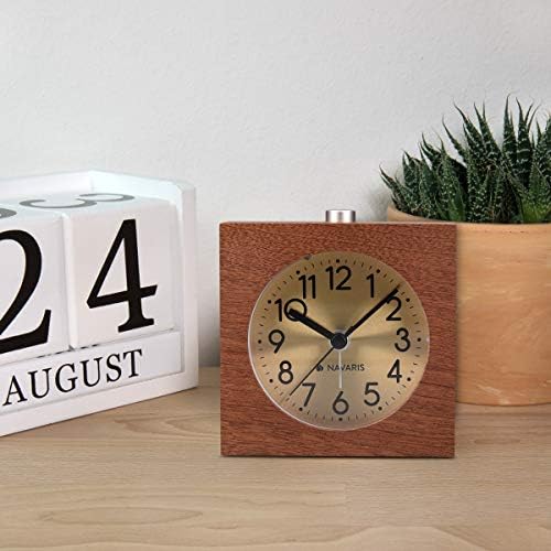 Navaris Analogue Wooden Alarm Clock - Retro Table Clock with Square Design, Snooze Function, Alarm and Gold Face Light - Natural Wood in Dark Brown