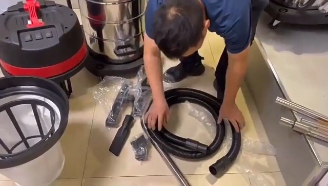 Aspiradora húmeda y seca 60L 1400W con cable largo miniatura 7