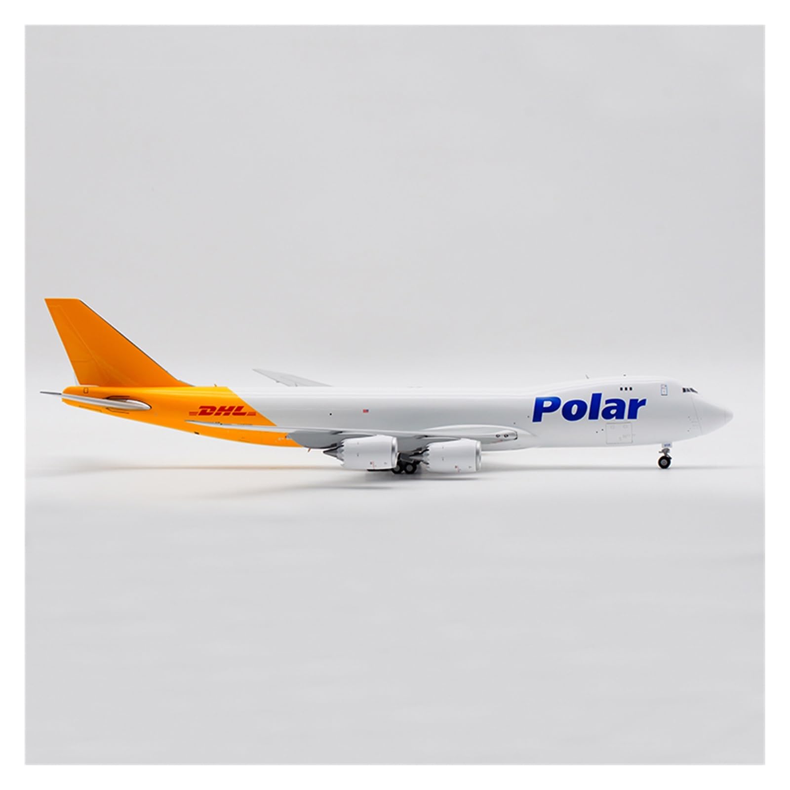Amazon.com: 1:200 B747-8F N858GT Model Polar DHL Cargo Air