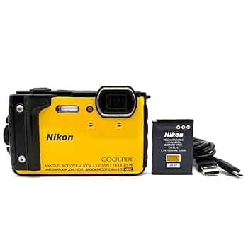 【美品】Nikon COOLPIX W300　カモフラ　防水 デジタルカメラ ニコン Nikon COOLPIX W300 迷彩 カモフラ 防水デジカメ 動画