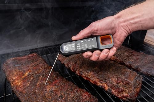 Traeger Grills Instant Read Meat Thermometer, Ultra-Fast, Large LCD Display | Reads in 2-3 seconds with auto-rotating display; water-resistant, fits on a Traeger P.A.L. hook - image 3