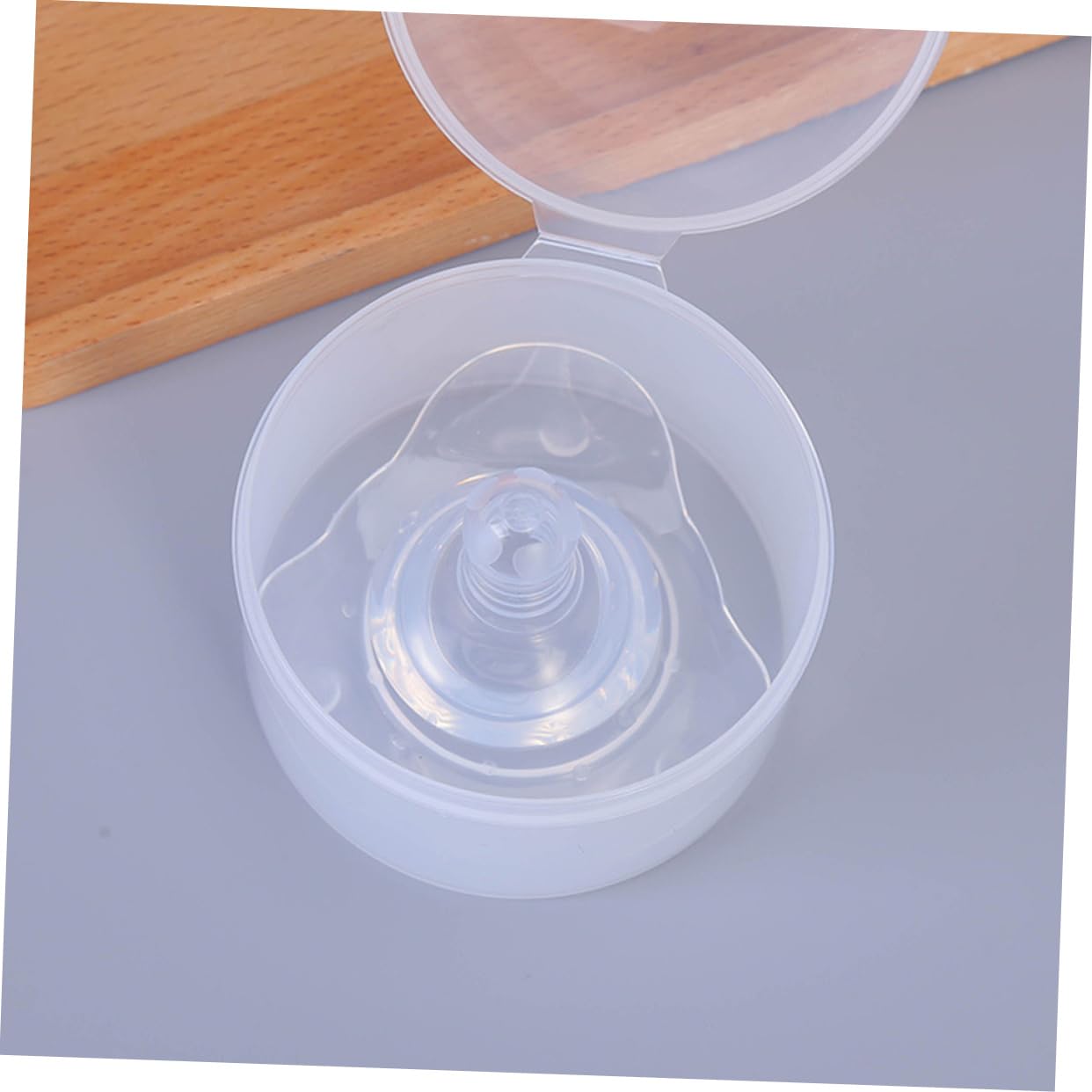 2Pcs Silicone Nipples Protector Set Safe Food Grade Nursing Shields for Breastfeeding Convenient Storage Easy to Clean for Moms The Go