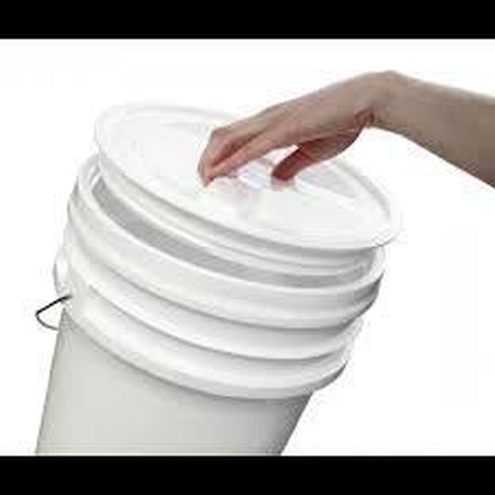 5 Gallon White Gamma Seal Screw Top Removable Lid- 6 Pack product thumbnail 4
