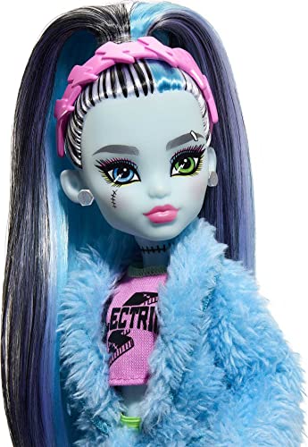 Monster High Doll And Sleepover Accessories, Frankie Stein Doll With Pet Dog Watzie, Creepover Party #TOP2