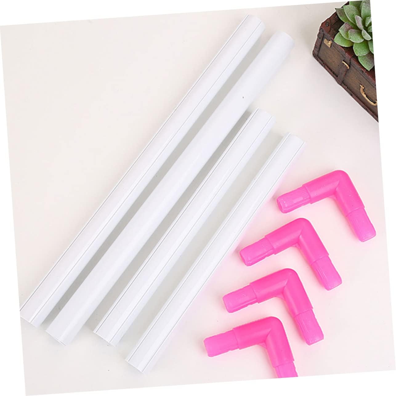 Hohopeti 8pcs Clip Embroidery Frame Durable PVC Hand Held Rack for Cross Stitch Quilting and Painting Random Color Easy Assembly and Storage Random Color
