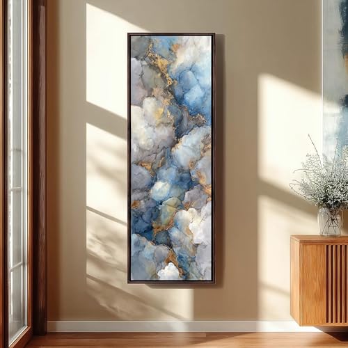 Tableau vertical nuage pour habiller un mur étroit | Toile bleue et dorée chic
