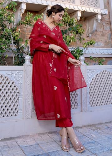 Image of Nermosa Women Embroidery Solid Anarkali Kurta and Pant Set with Dupatta