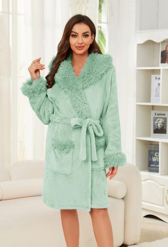 LYCY Women Hooded Plush Short Robe Soft Warm Fleece Bathrobe Fluffy Cute Spa Robe - Image 3