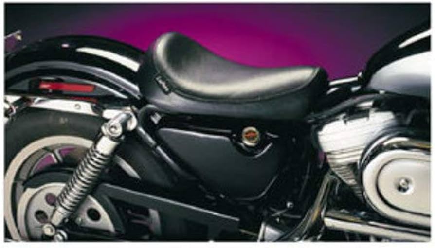 Le Peraシルエット ブレット ソロシート