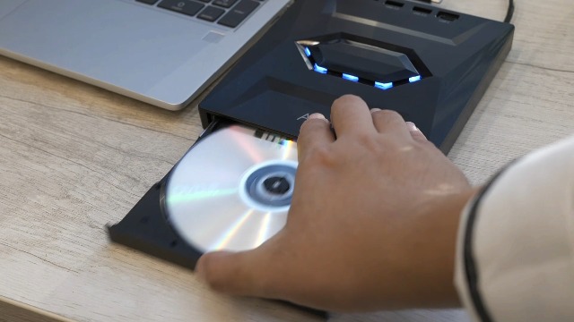 Amazon.com: Alxum External CD/DVD Drive for Laptop, Type-C