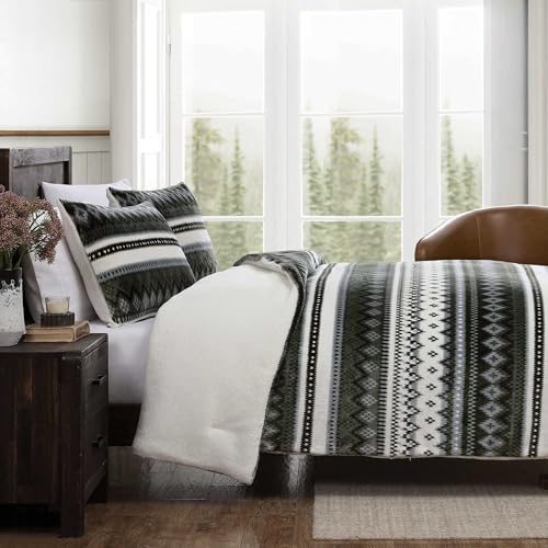 Image of Eddie Bauer - King Comforter Set, Reversible Plush Bedding with Matching Shams, Super Soft Luxurious Bedding Set, Oeko-Tex Certified (Shelton Fair Isle Green, King)