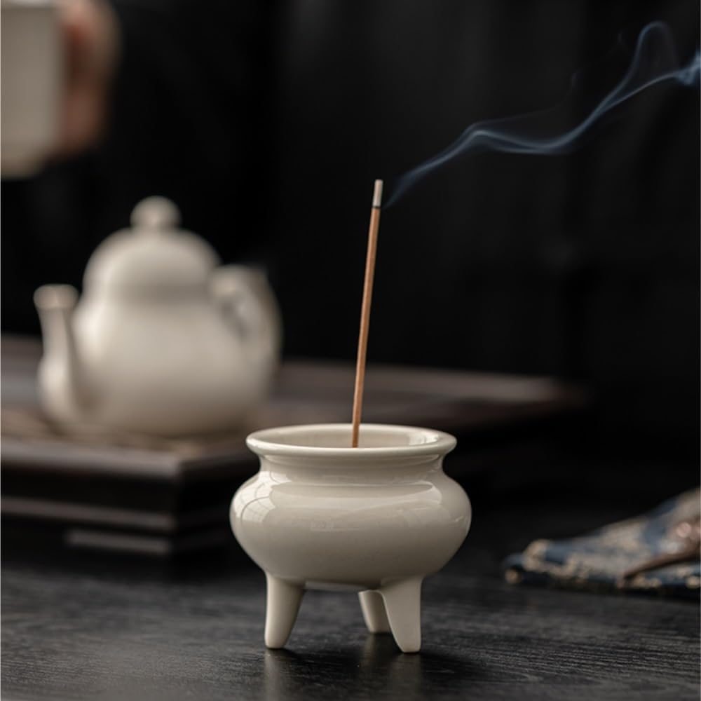 Bruciatore di Incenso Bruciatore di incenso cinese a tre gambe Bruciatore di aromaterapia in ceramica Bruciatore di incenso buddista for interni Bruciatore di aromaterapia for offerte Portaincenso